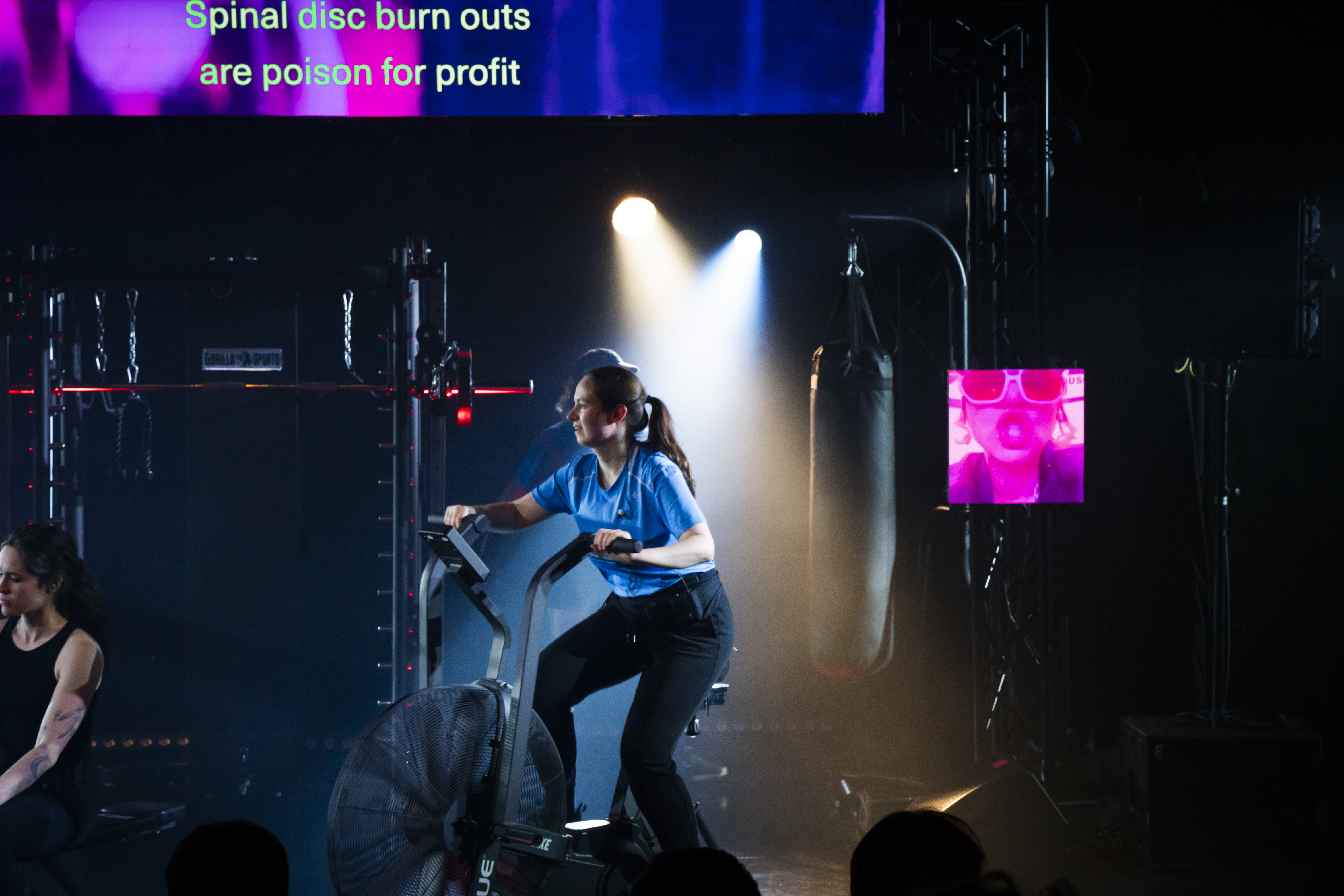 SWEAT. Songs of Push and Pull. Adaption at Pina Bausch Center Wuppertal (November 2025),  Carolin Bernklau