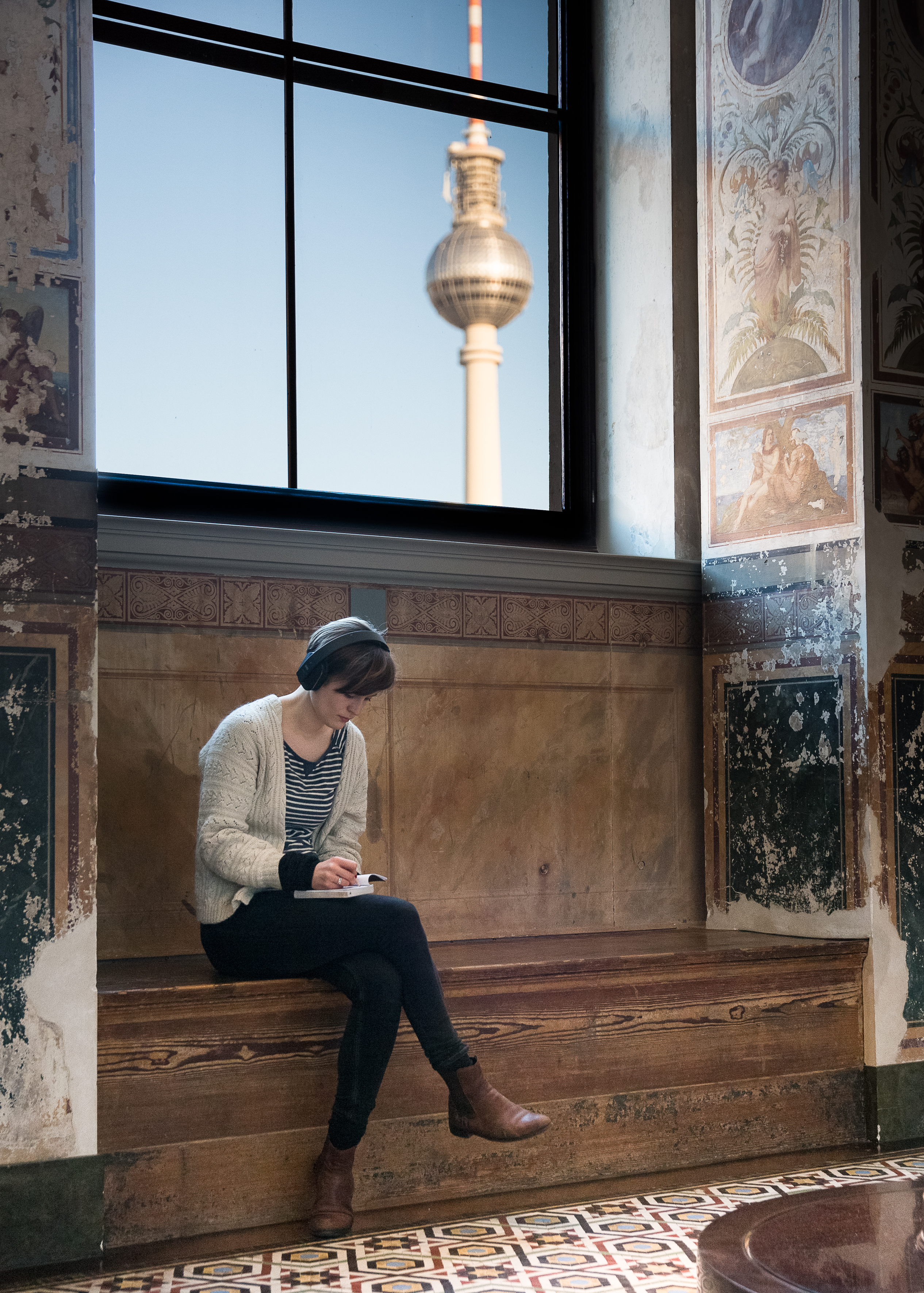 Top Secret International (Staat 1) / Neues Museum Berlin